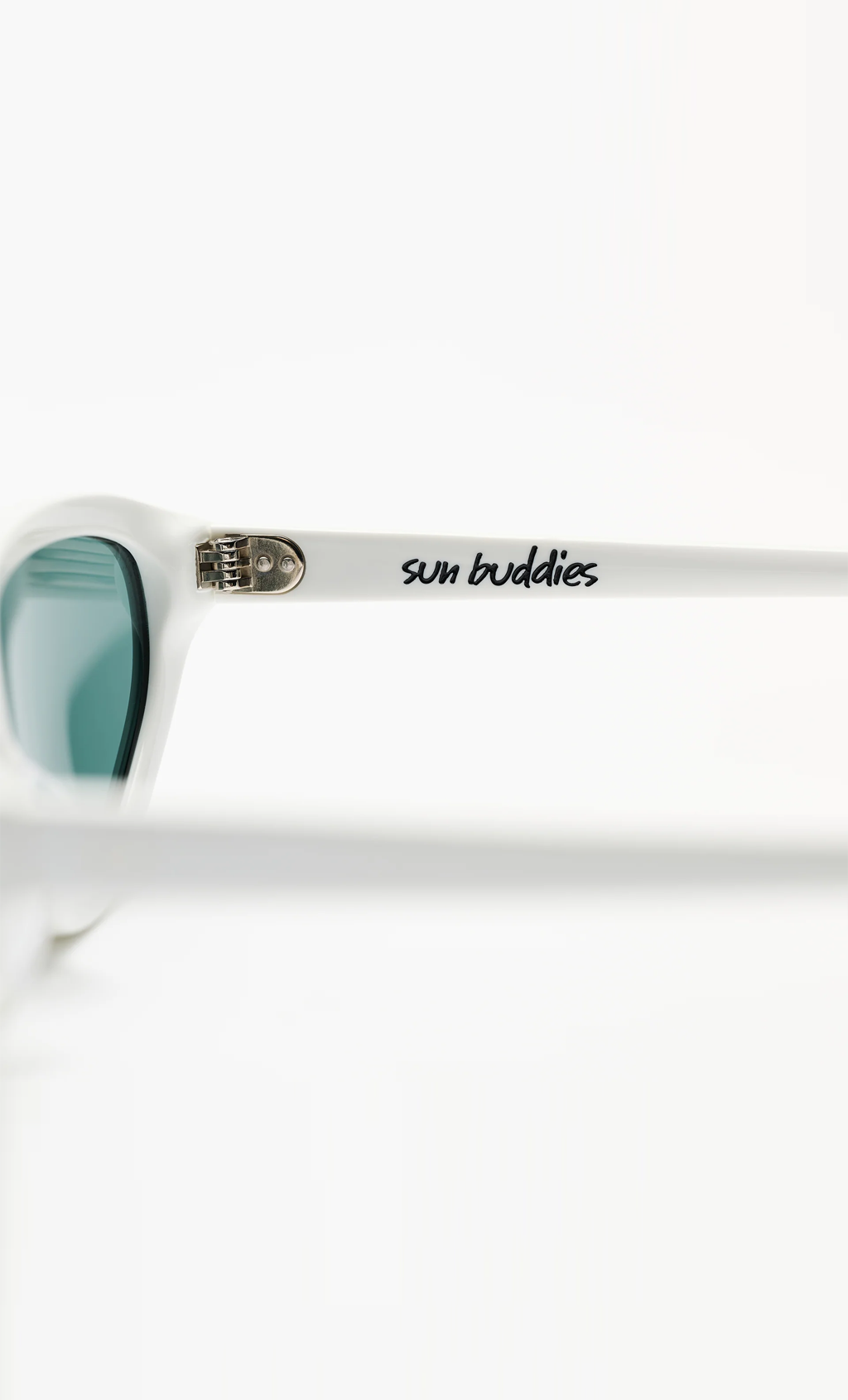 KERRY SOLID WHITE